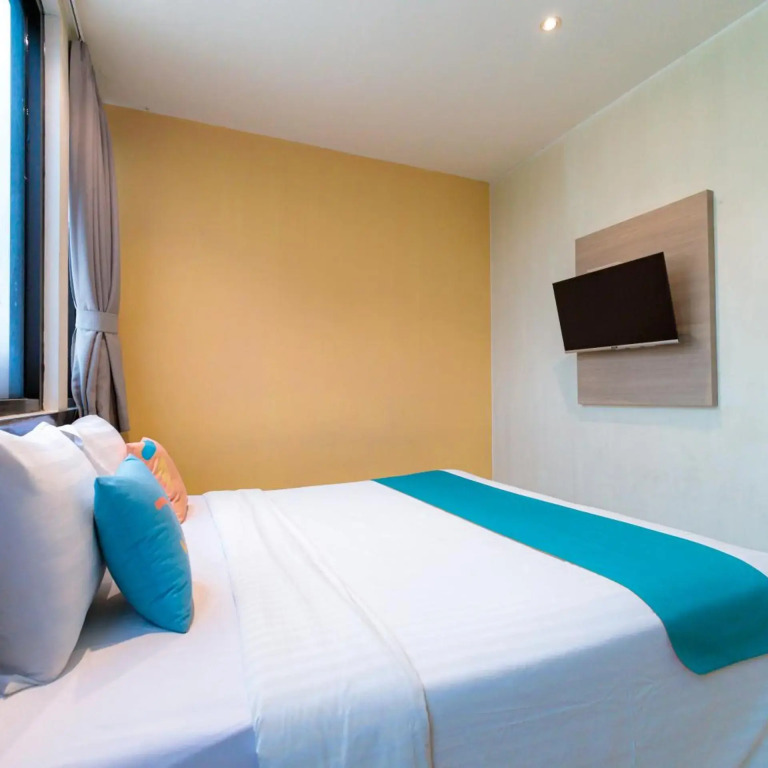OYO 3735 Liv Hotel