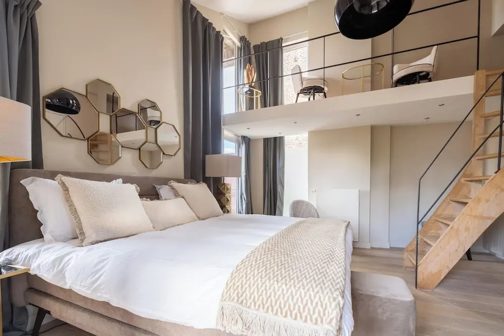 Rooms With A View