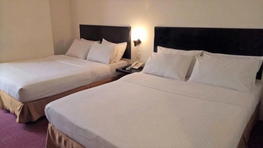 HOTEL SRI SUTRA