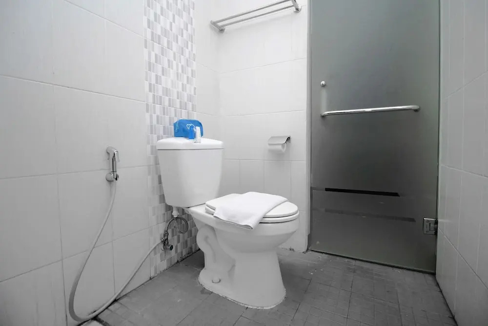Airy Simpang Lima Anggrek Satu 18 Semarang