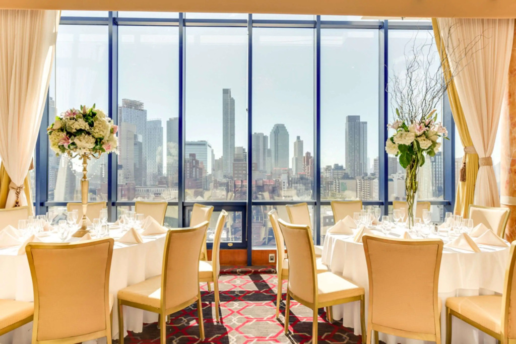 Vista LIC Hotel, Premier Collection by Best Western