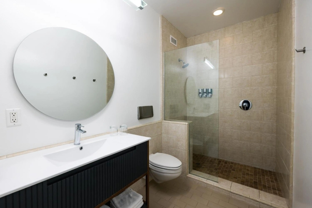 Gravity Haus Truckee-Tahoe