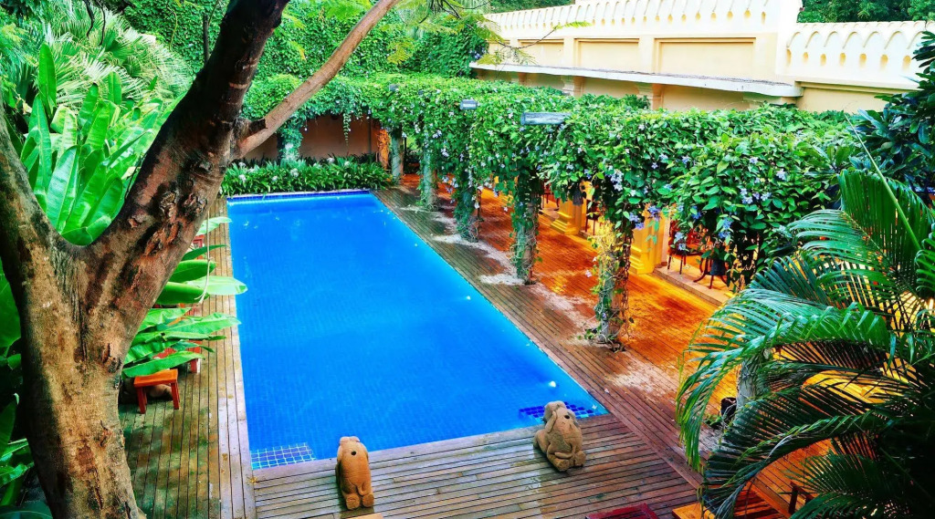 Areindmar Hotel