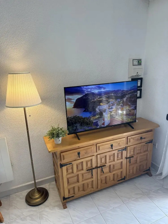 Lovely 2-Bed Apartment in Pueblo Bravo, Quesada