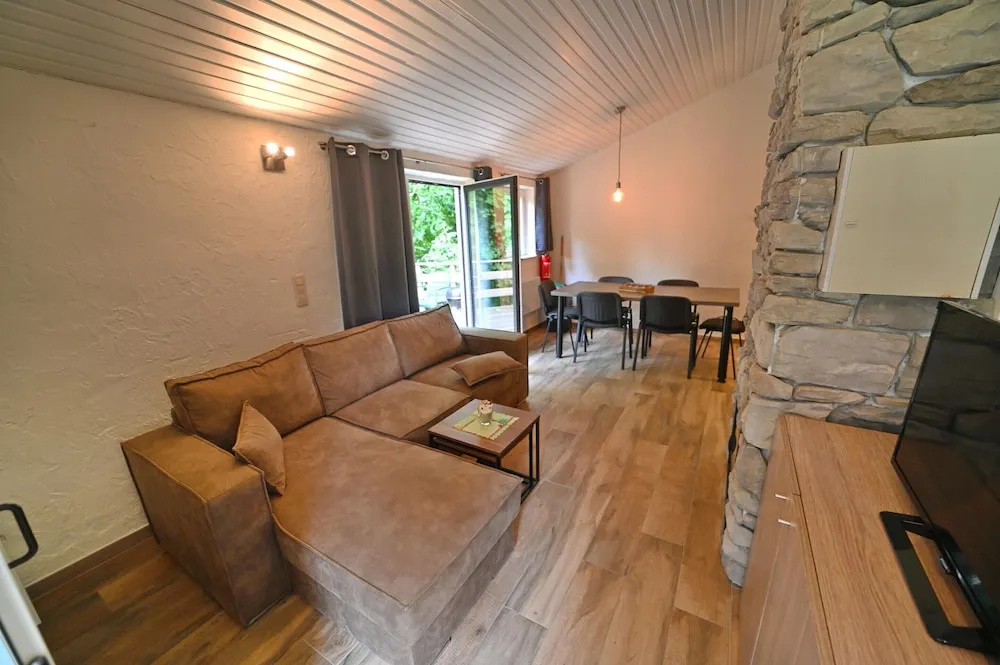 Bungalow in Virton by Vallee de Rabais Lake