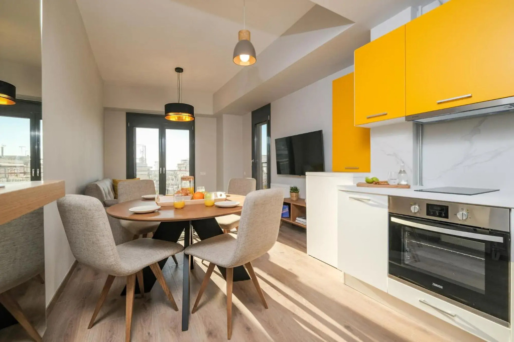 Strefi Hill Suites