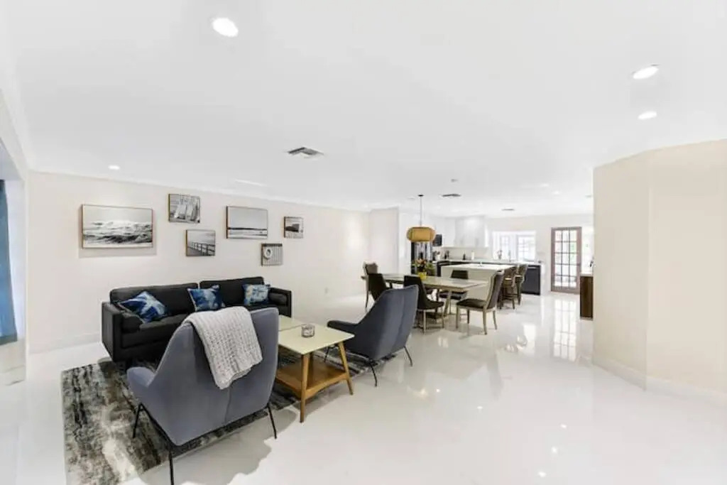Seahorse Villa 1 by Dream Vacation