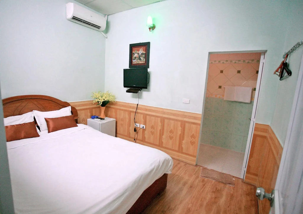 Avi Airport Hotel