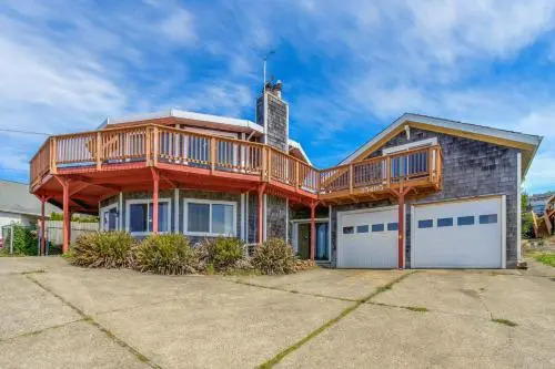 Carousel House in Pacific City