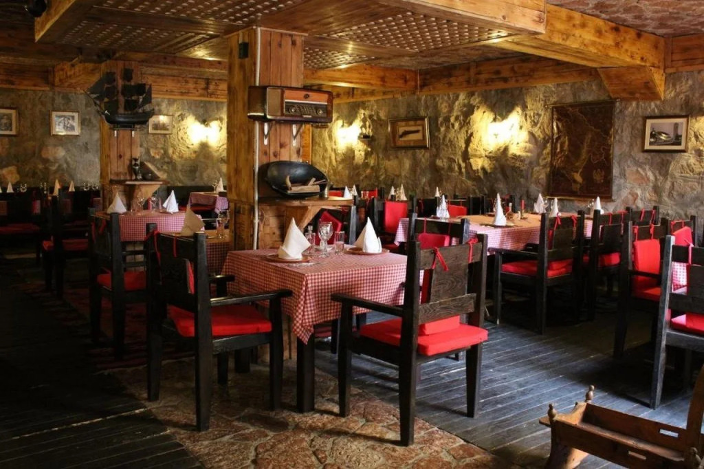 Hotel Crnogorska Kuća