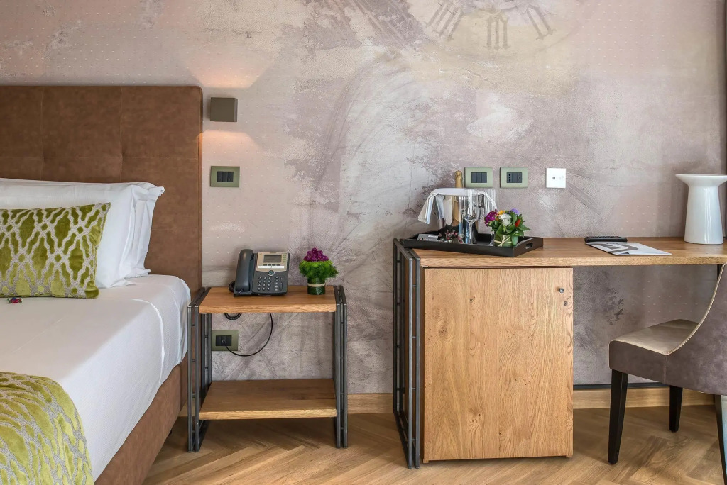 Navona Essence Hotel