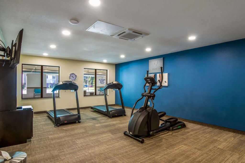 Comfort Suites Brunswick Town Center