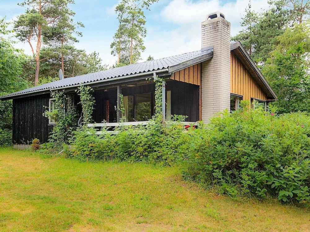 Charming Holiday Home in Ebeltoft Jutland With Garden