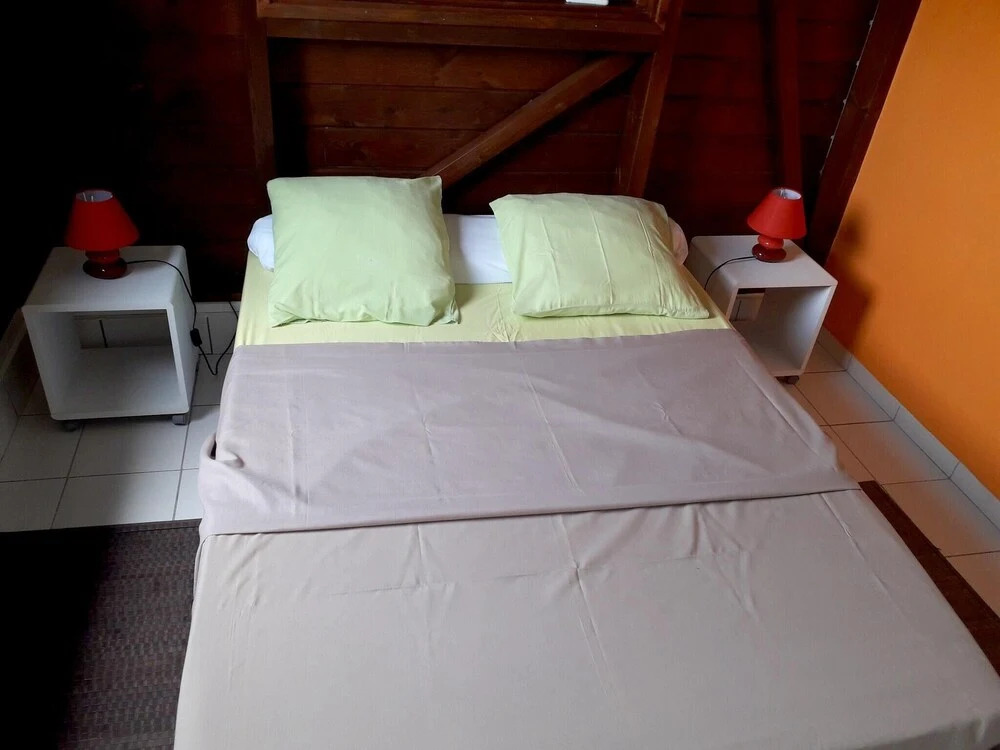 Apartment With one Bedroom in Le Gosier, With Wonderful Mountain View,