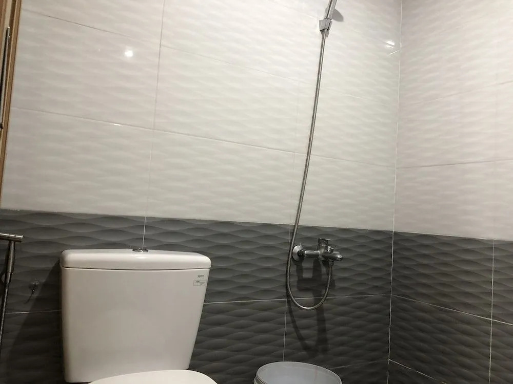 OYO 988 Quynh Anh Motel