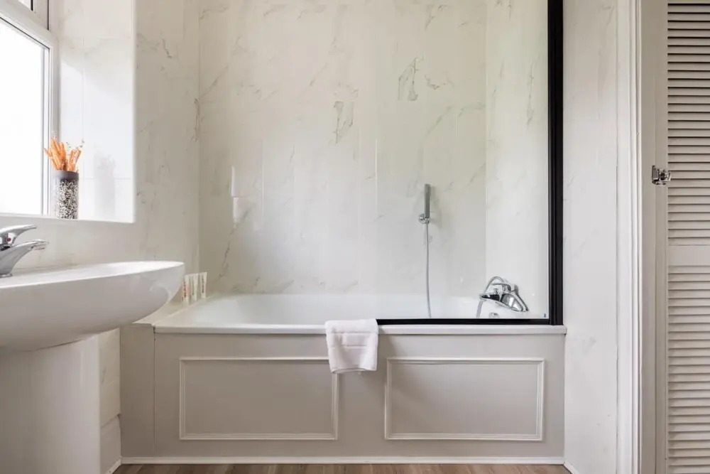 The Hendon Escape - Elegant 3bdr Flat