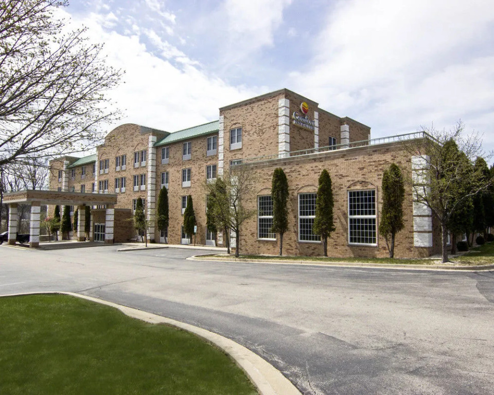 Baymont Inn and Suites Grafton