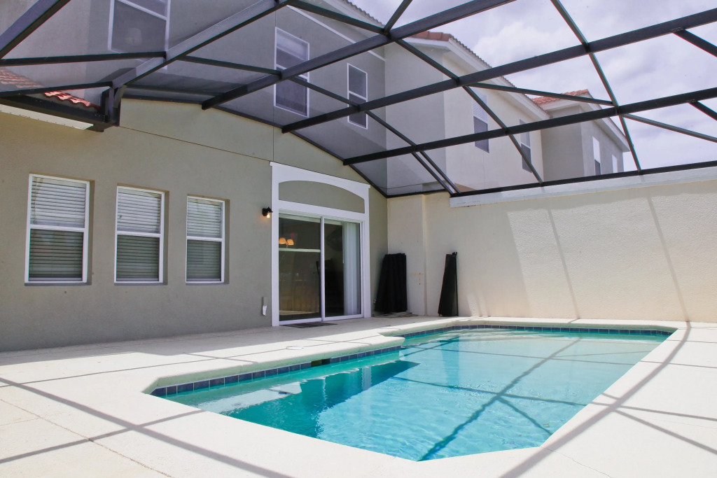 Pet Friendly 4 Bedroom Townhome in Bella Vida , Kissimmee, US