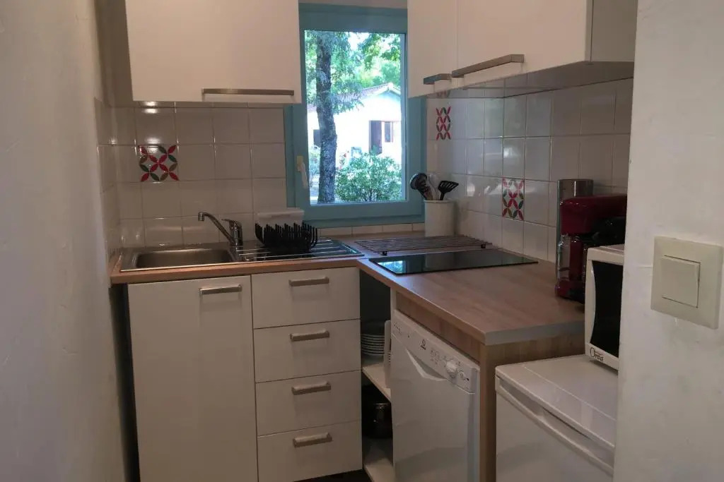 maisonnette 6 pers. dans résidence avec piscine