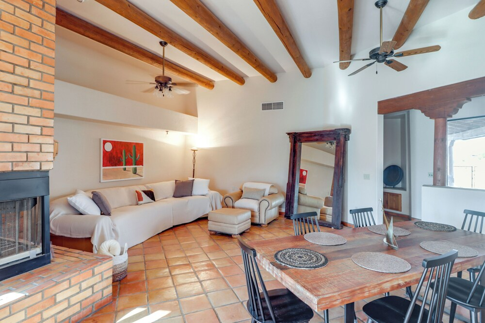 Pool & Views! Luxury Sonoran Desert Oasis Retreat