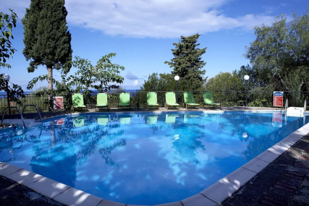 Dafnoudi Hotel Apartments
