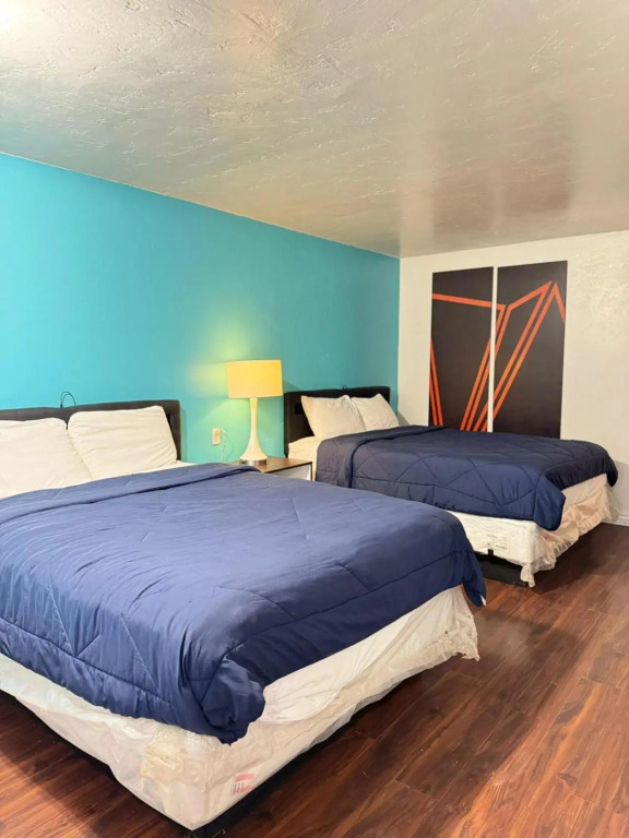 Alien Residence Inn