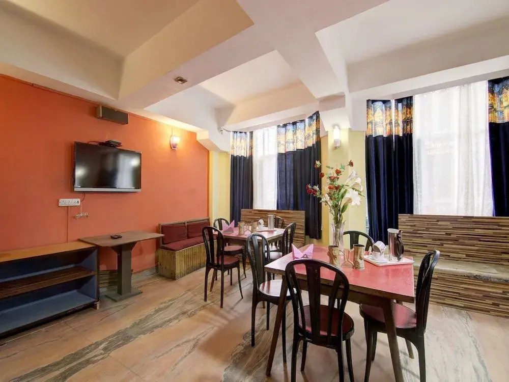 Choice Hotel by OYO Rooms