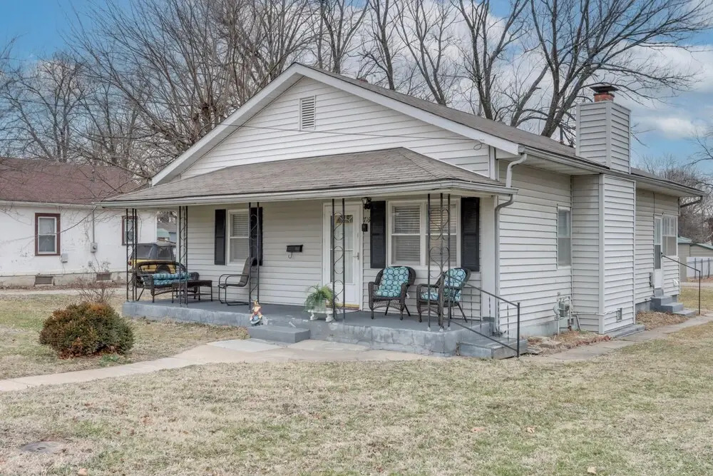 Walkable & Updated Nevada Home: Family Friendly!