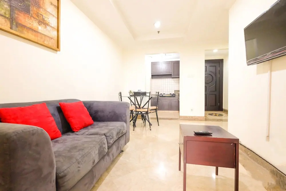 Exclusive Riverside Pluit Apartment
