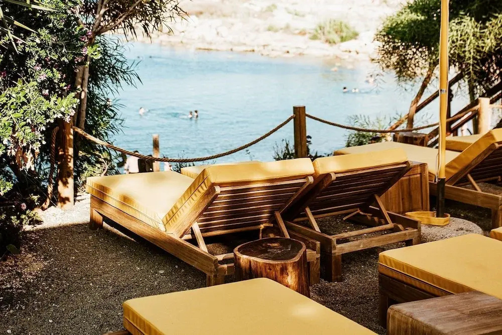 Sirena Bay Beach House and Luxury Suites