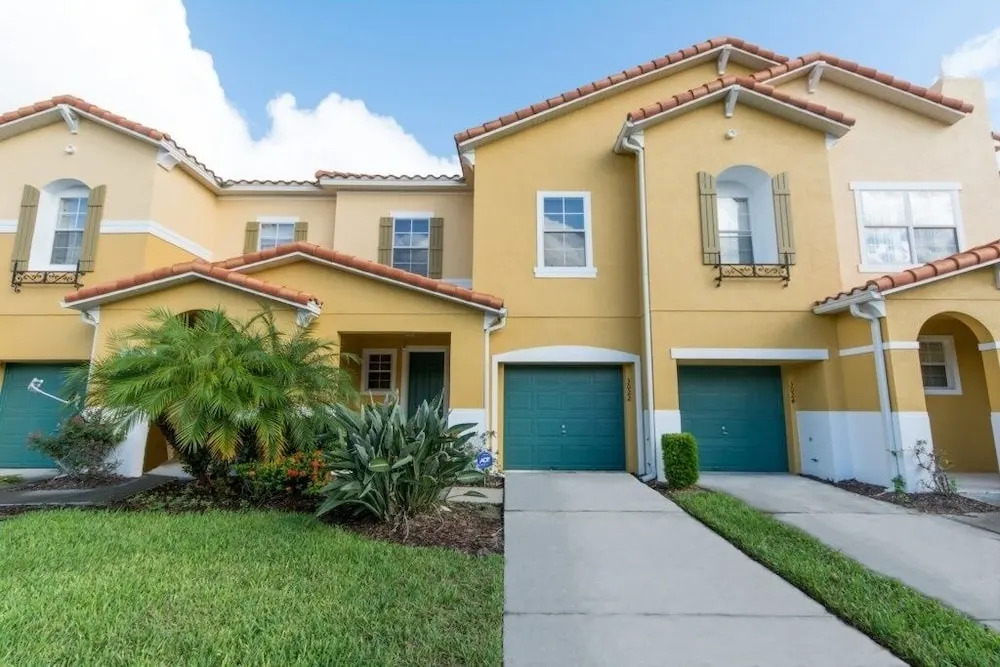 Perfect Lake View 10 Min To Disney! 3 Bedroom Townhouse