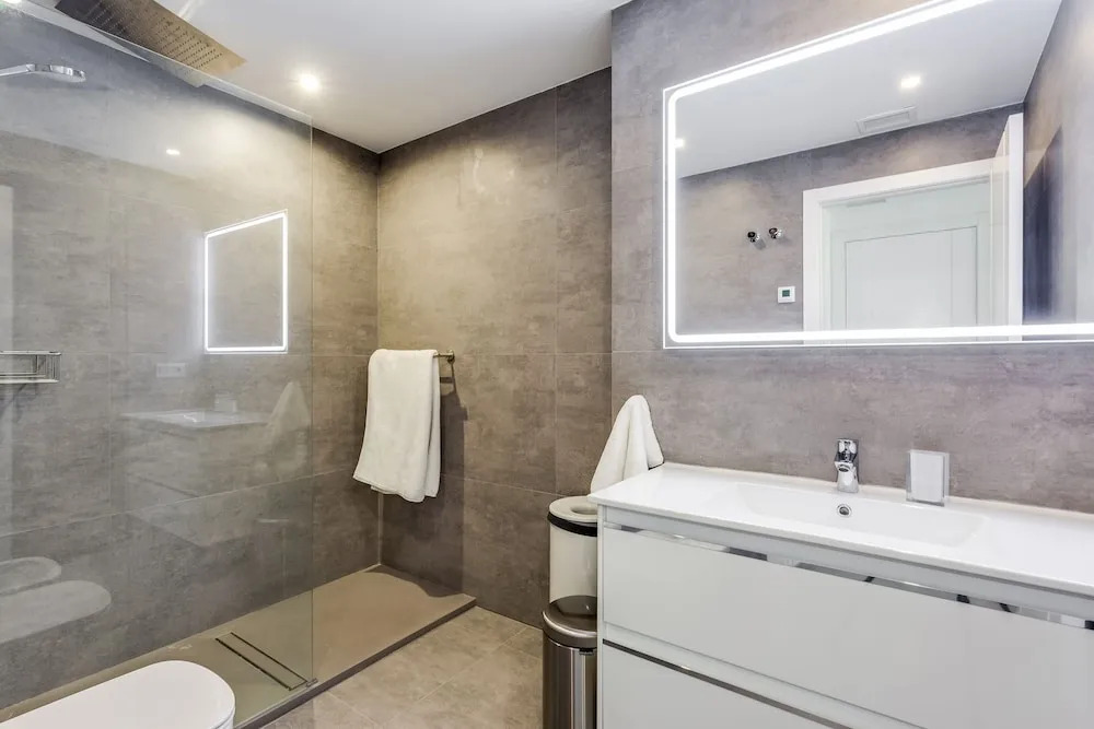 by RIVA - Elegant, Contemporary 2 Bedroom Apartment in Dama de Noche Puerto Banus