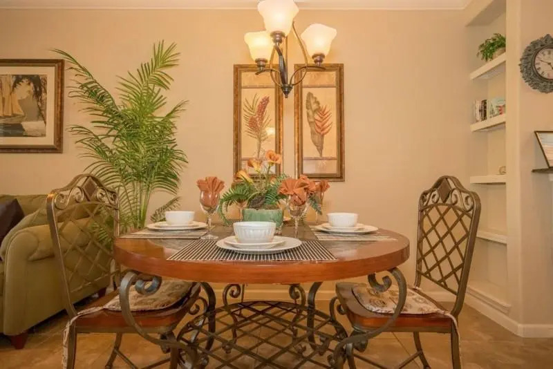 906 Charo Parkway Unit 422 2 Bedrooms, 2 Bathrooms