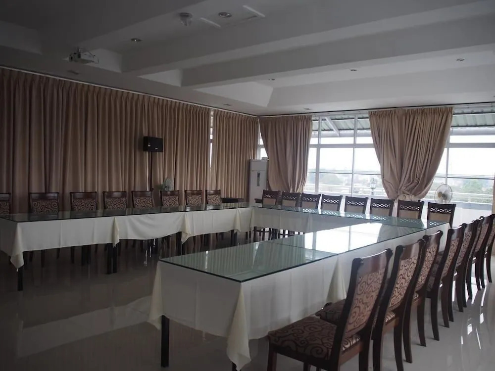 Royal Jasmine Hotel