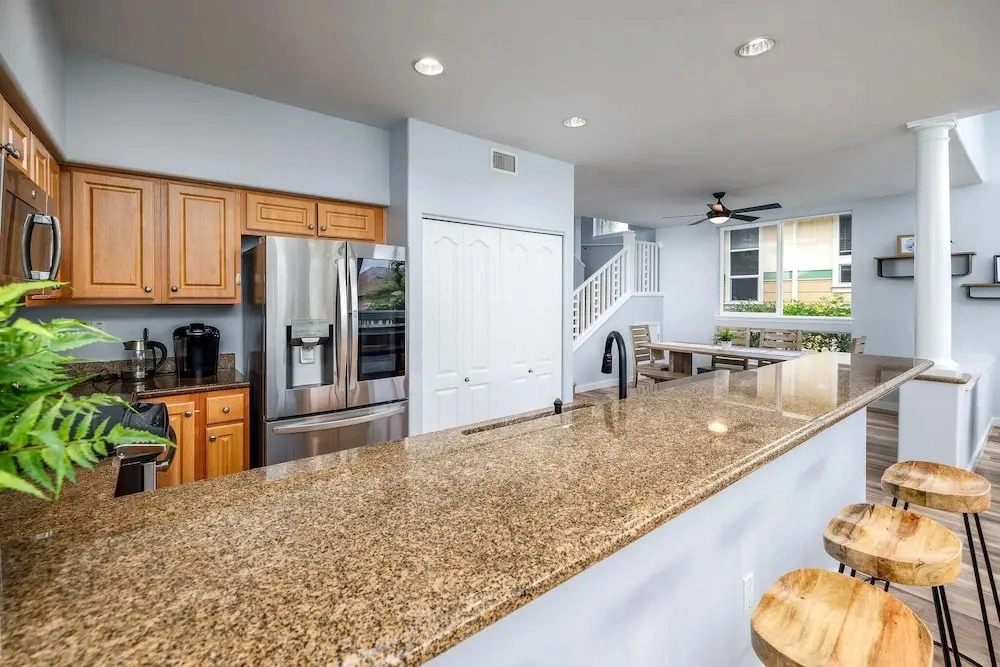Alii Cove#s1 Beautiful 2 Level Unit With AC