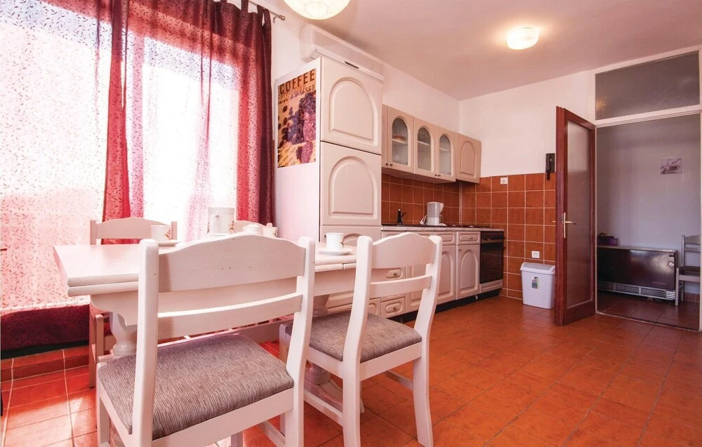 Amazing Home in Vodice With Wifi and 1 Bedrooms