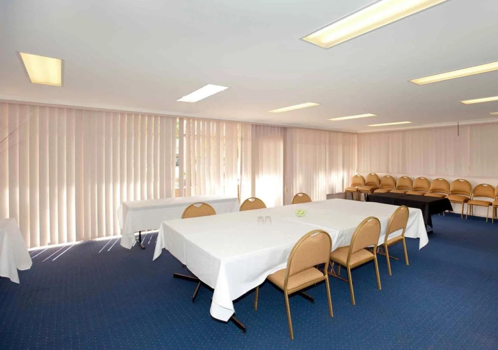Swan Hill Resort