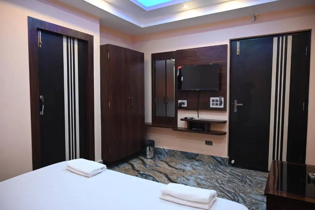 Hotel Tulusi Inn