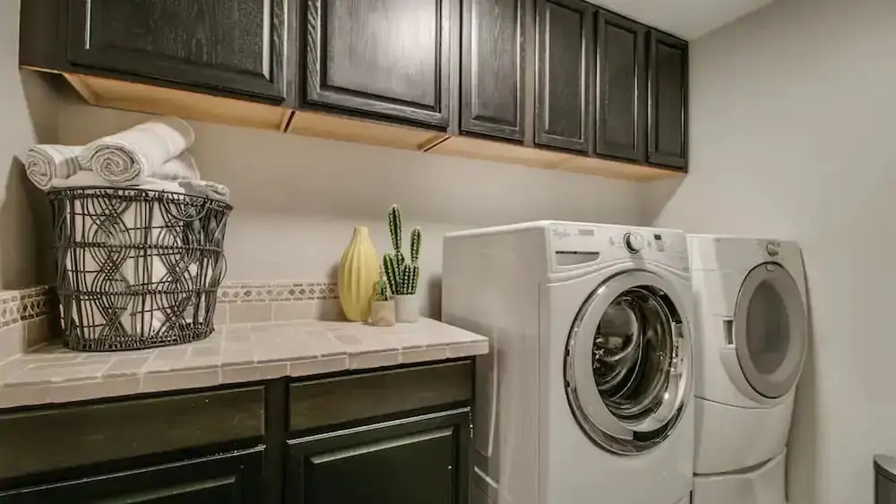 Luxury Scottsdale 5 Bdrm W/pool and Hot Tub!