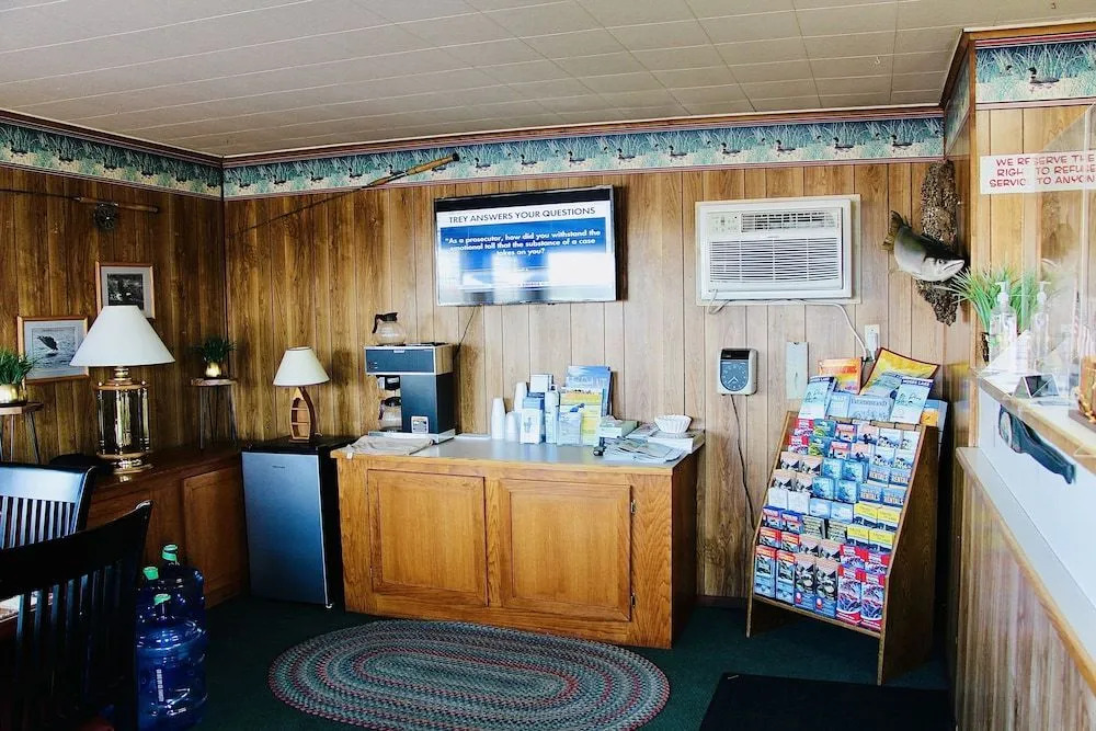 Sage N Sand Motel