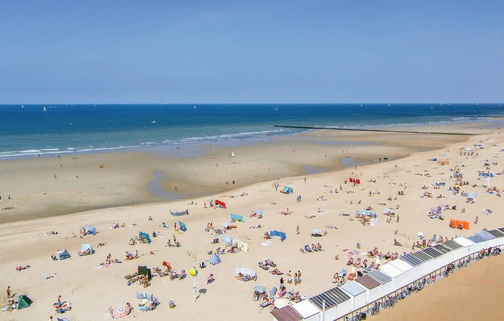 Stunning Home in Oostende With 4 Bedrooms