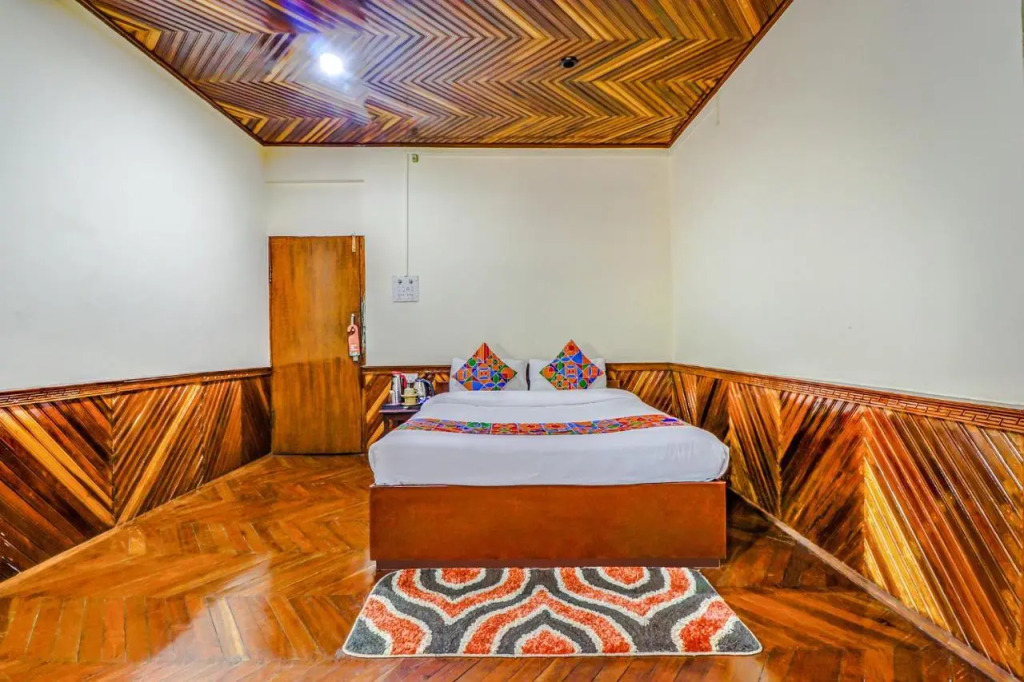 FabHotel Oak Ridge Retreat I