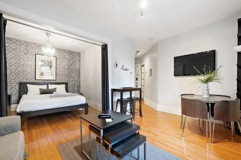 Newly Updated 1 bed 1 WC Walking Distance to Old Port Montreal