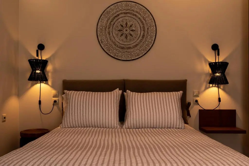 Άλυσσος suites
