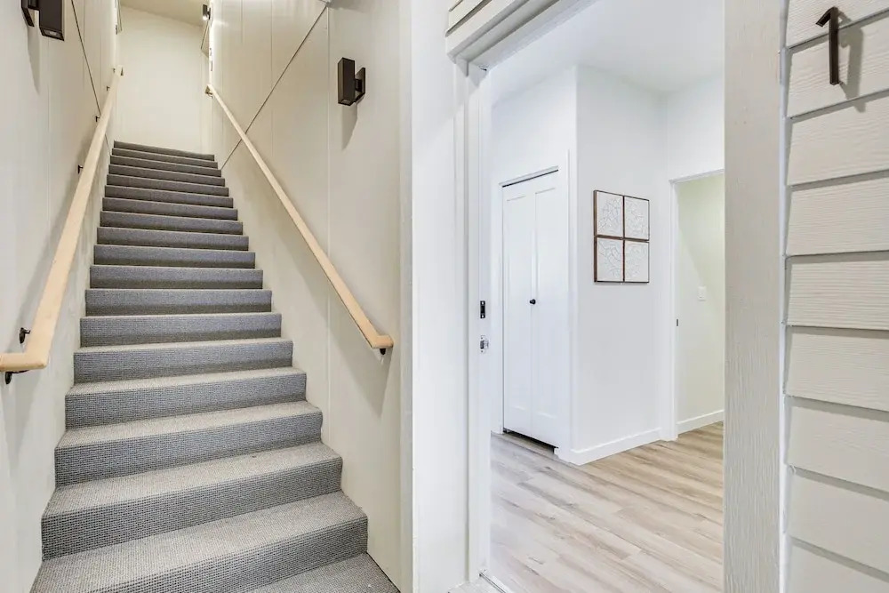 Walk to Beaches: 'siletz Bay Bliss' Townhome