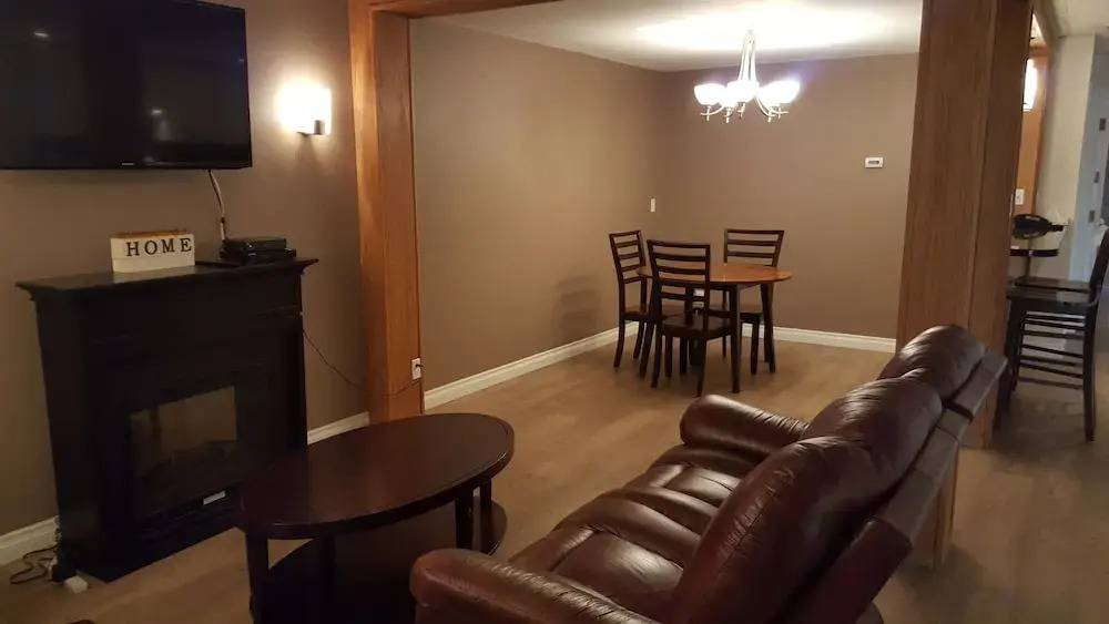 Peace Valley Inns