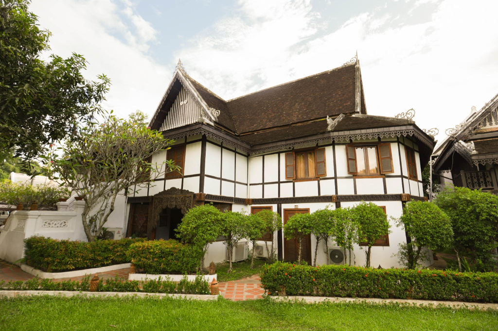 Royal Peacock Boutique Hotel
