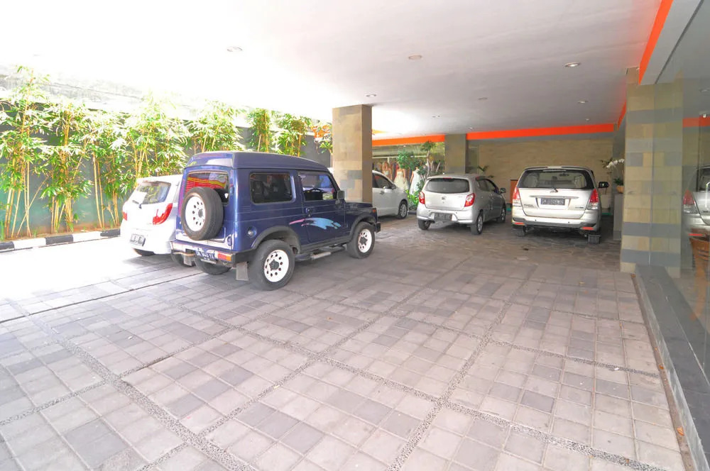 Airy Legian Sunset Road Nakula 9 Kuta Bali