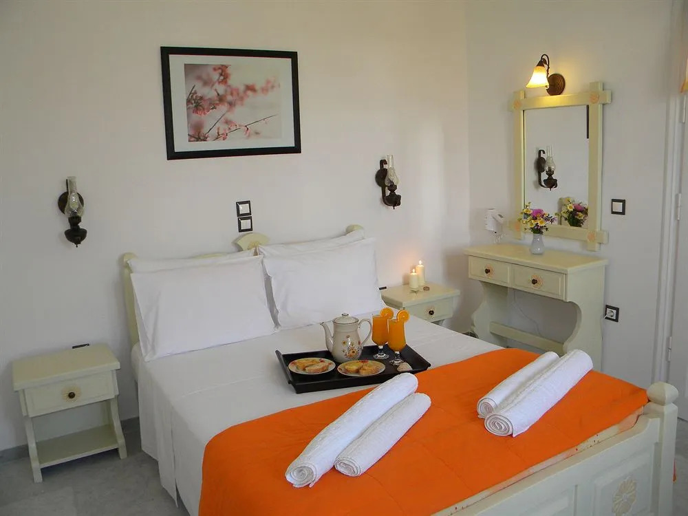 Villa Faros small hotel and restaurant