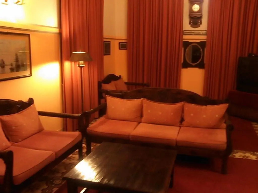 Tinion Hotel
